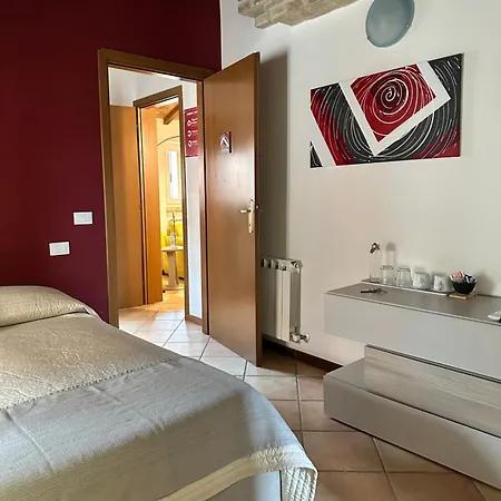 Santa Cecilia - Rooms&suite 2*