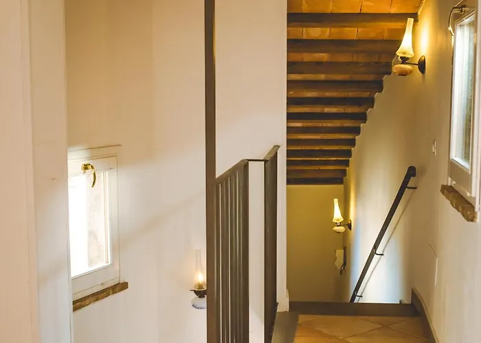 Santa Cecilia - Rooms&suite 4* بيرودجا